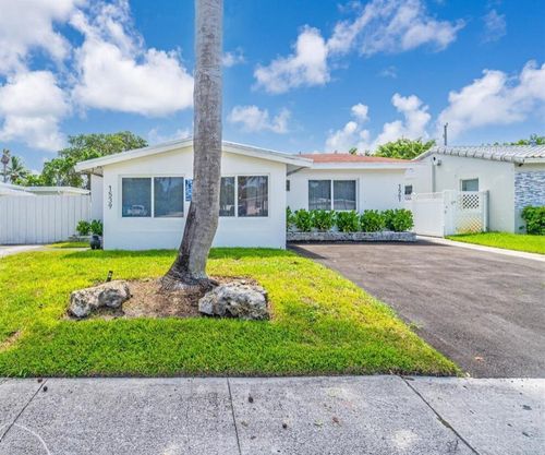 1541-1541 Ne 15th Avenue, Fort Lauderdale, FL, 33304 | Card Image