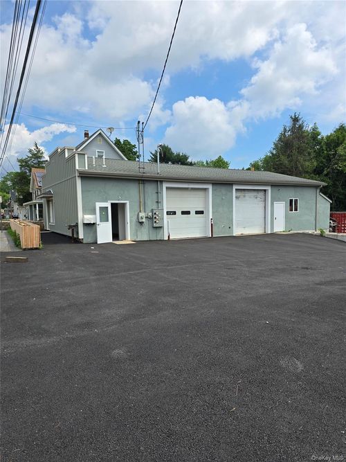 136 Orange Turnpike, Ramapo, NY, 10974 | Card Image