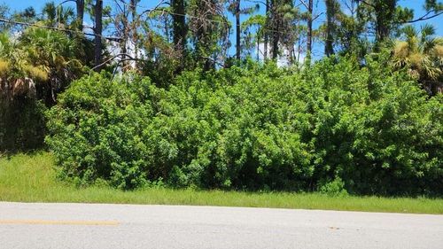 151 Ravenswood Blvd, Port Charlotte, FL, 33954-1952 | Card Image