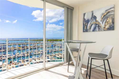 1086-1765 Ala Moana Blvd, Honolulu, HI, 96815-1420 | Card Image