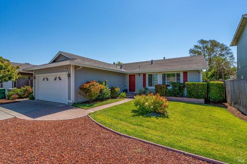 985 Elizabeth Ave, Rohnert Park, CA, 94928-1860 | Card Image
