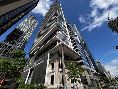 3710-426 University Avenue, Toronto, ON, M5G1S9 | Card Image
