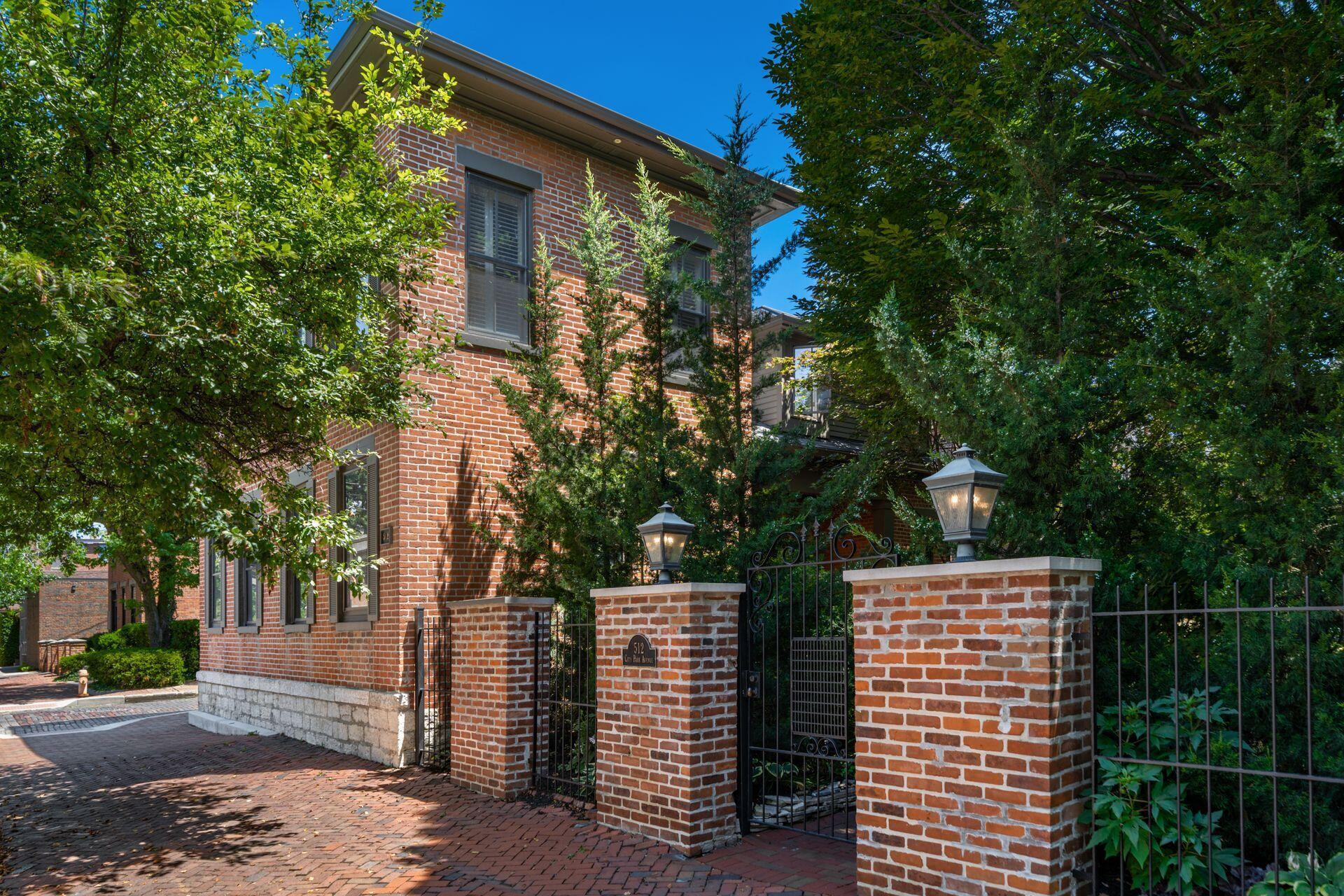 City Park Ave, Columbus, OH 43215