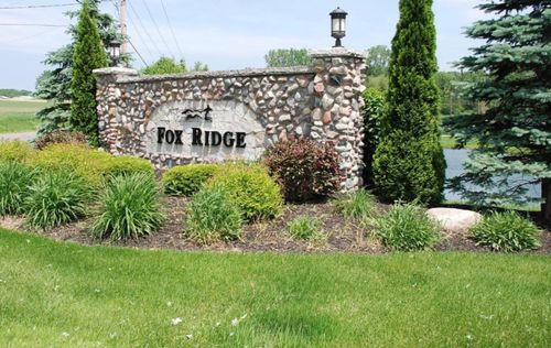 1813 Fox Ridge Trl, Saint Joseph, MI, 49085-8681 | Card Image