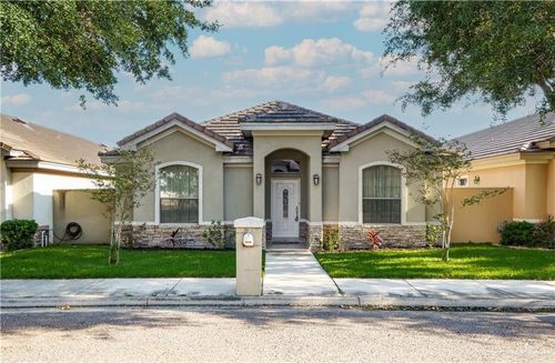 532 E Sandyhills Ave, McAllen, TX, 78503-1538 | Card Image