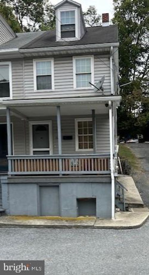 334 Swatara St, STEELTON, PA, 17113-2445 | Card Image