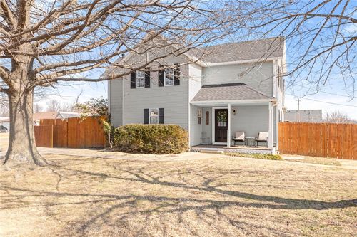 1009 W Lilac St, Rogers, AR, 72756-5815 | Card Image