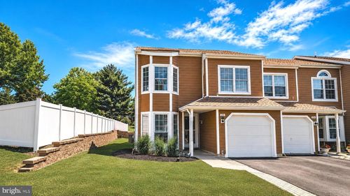 255 Rumford Ct, NEWTOWN, PA, 18940-1773 | Card Image