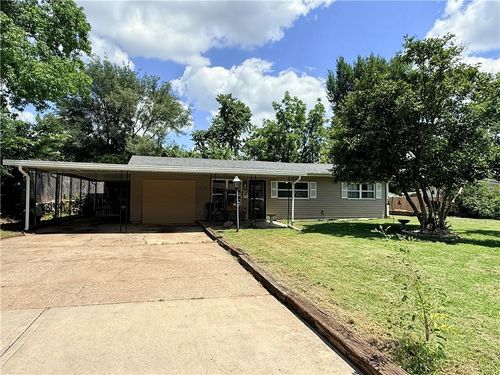 2705 S 52nd St, Kansas City, KS, 66106-3313 | Card Image