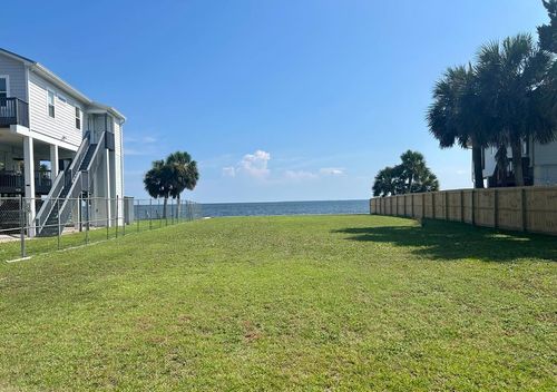 1643 Shell Point Rd, CRAWFORDVILLE, FL, 32327-4612 | Card Image