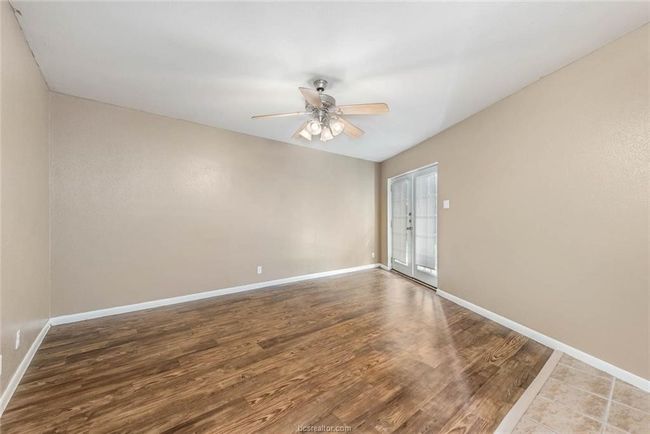 APT-25 - 3900 Old College Rd, Townhouse with 2 bedrooms, 1 bathrooms and null parking in Bryan TX | Image 6