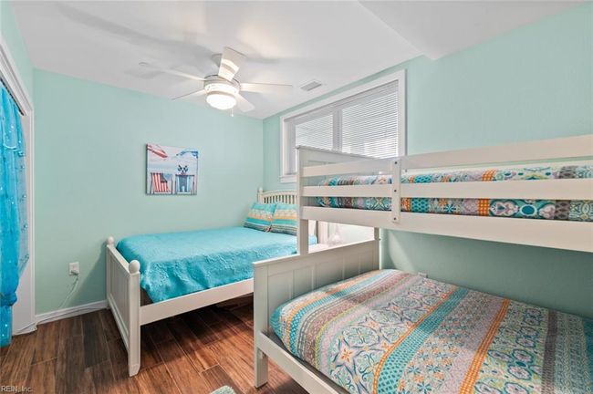 APT-121B - 3738 Sandpiper Rd, House attached with 2 bedrooms, 2 bathrooms and null parking in Virginia Beach VA | Image 37