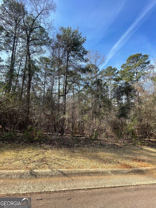 201 Lakeview Ct, Lagrange, GA, 30240-7574 | Card Image