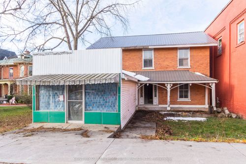 {{alt}} | Card Image