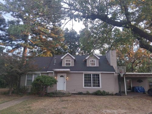 413 W 5th St, Stuttgart, AR, 72160-4223 | Card Image
