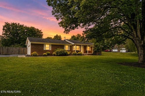 7323 Martingale Drive, Powell, TN, 37849 | Card Image