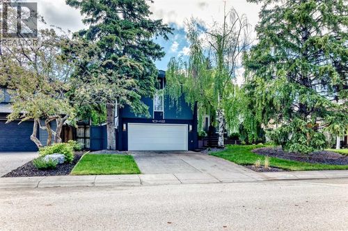 10412 Willowcrest Rd Se, Calgary, AB, T2J1P1 | Card Image