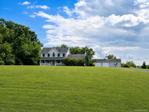 11 Old Dominion Rd, Blooming Grove, NY, 10914-5006 | Card Image