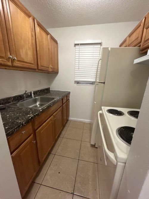 14-1001 S M St, Lake Worth Beach, FL, 33460-5181 | Card Image