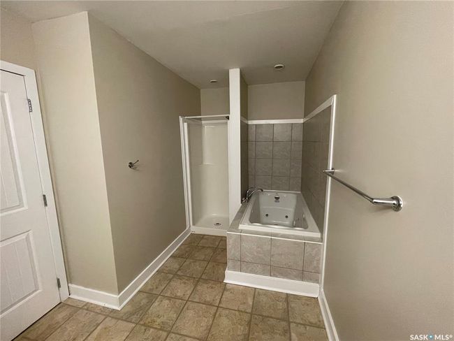 2nd. Floor 4 Piece Bathroom | Image 11