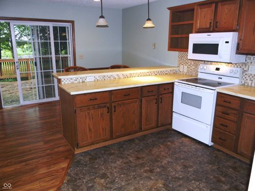 204 Brookview Ln, Flora, IN, 46929-1369 | Card Image