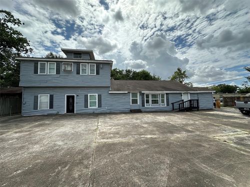 1035 Nadolney St, Houston, TX, 77015-4546 | Card Image