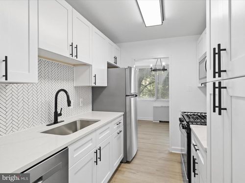 apt-219-301 N Beauregard St, ALEXANDRIA, VA, 22312-2908 | Card Image