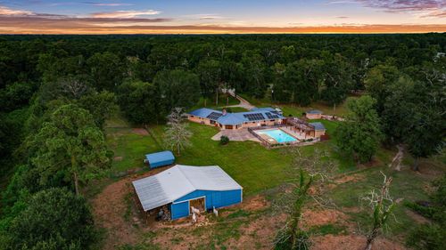 10292 Waak Rd, Conroe, TX, 77306-6620 | Card Image