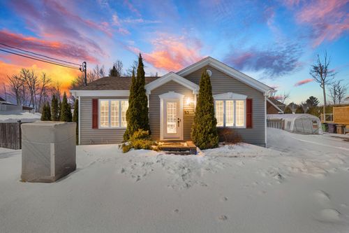 53 Rue Du Jardin, Pont-Rouge, QC, G3H0B9 | Card Image