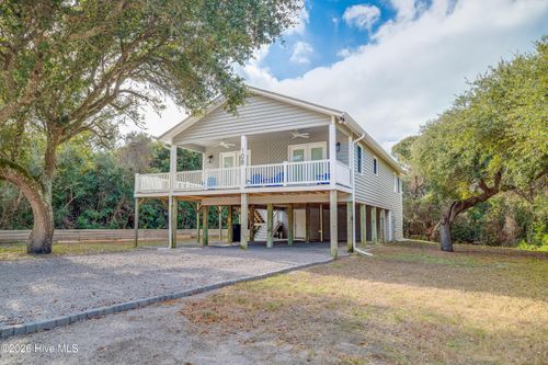 108 Hoffman Beach Rd, Salter Path, NC, 28512-5914 | Card Image