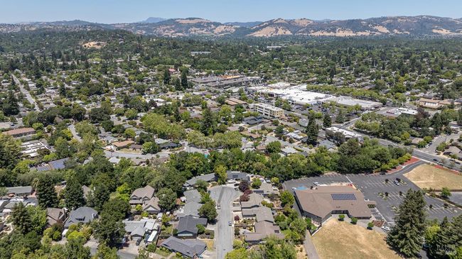 780 Hoen Ct, House other with 3 bedrooms, 2 bathrooms and 4 parking in Santa Rosa CA | Image 25