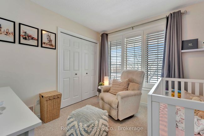 56 Southampton Dr, House other with 3 bedrooms, 2 bathrooms and 2 parking in Saint George ON | Image 20