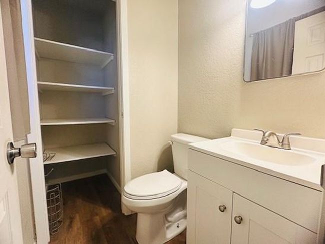 110 Cedar St, House other with 3 bedrooms, 2 bathrooms and 1 parking in Louise TX | Image 8