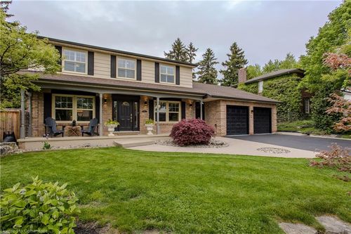 6 Carl Cres, Waterdown, ON, L8B0G5 | Card Image