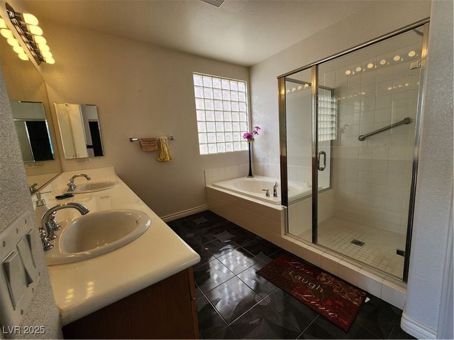 10016 Shiloh Heights St, House other with 3 bedrooms, 3 bathrooms and null parking in Las Vegas NV | Image 20