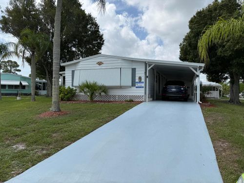 2 Jose Martin, Fort Pierce, FL, 34951-2839 | Card Image