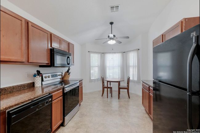 5517 Saffron Way, House other with 3 bedrooms, 2 bathrooms and null parking in Leon Valley TX | Image 12