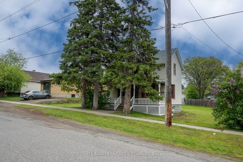 73 Empress Ave N, Thunder Bay, ON, P7A6C2 | Card Image