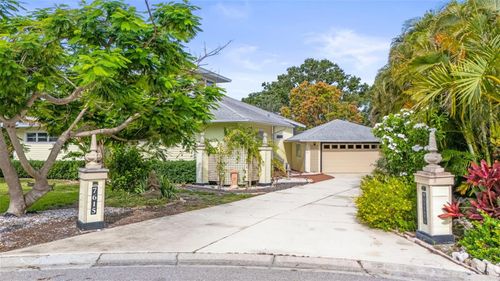 7615 4th Avenue Dr Nw, Bradenton, FL, 34209-7220 | Card Image