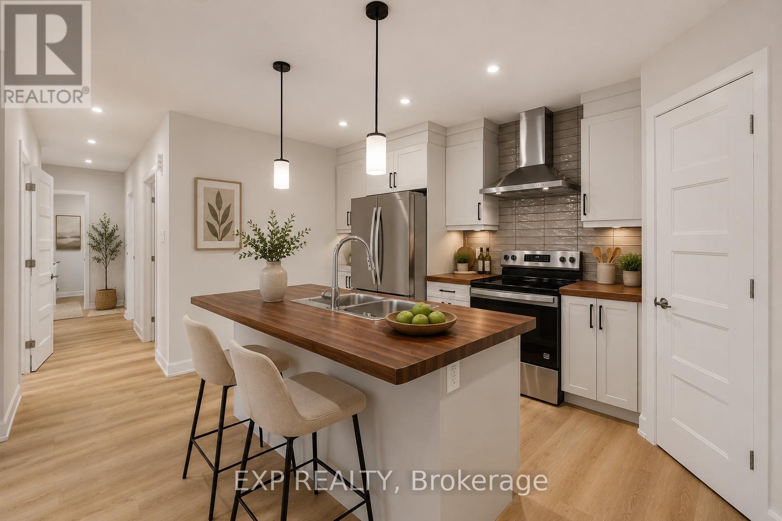 Residential Lease in Russell 5