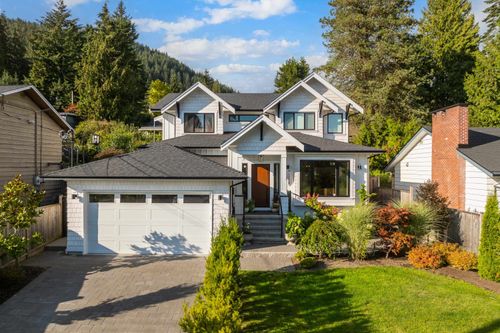 1258 Chamberlain Dr, North Vancouver, BC, V7K1P3 | Card Image