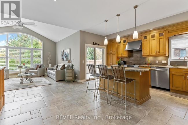 4 Tulip Tree Road, House other with 3 bedrooms, 3 bathrooms and 6 parking in Niagara-on-the-Lake (St. Davids) ON | Image 14
