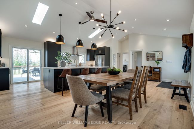 3322 Regional Rd 56, House other with 5 bedrooms, 3 bathrooms and 10 parking in Hamilton ON | Image 10