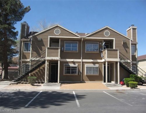 4622 Tracylynn Ln, Las Vegas, NV, 89121-7797 | Card Image