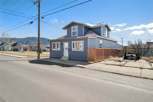 102 E 2nd St, Butte, MT, 59701-4712 | Card Image