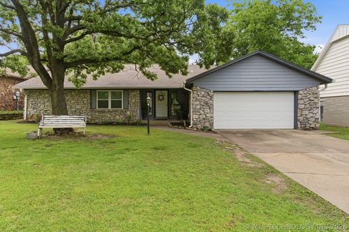 504 32nd Pl, Sand Springs, OK, 74063-2926 | Card Image
