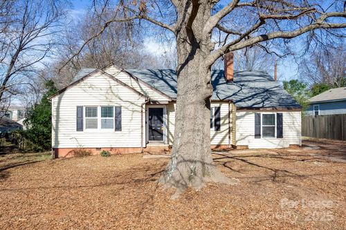1130 Mona Dr, Charlotte, NC, 28206-2447 | Card Image