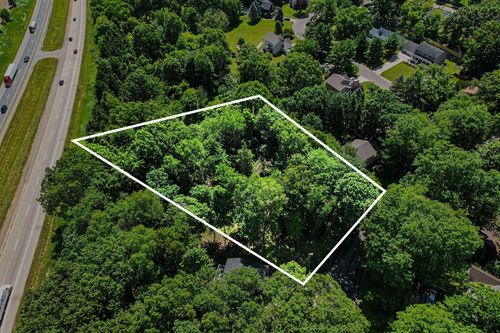 911 N Wooded Lane, Marshall, MI, 49068 | Card Image