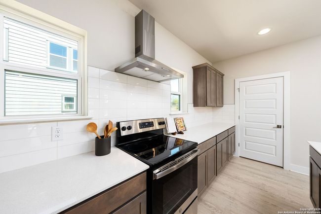 UNIT-1102 - 419 Ira Ave, House other with 3 bedrooms, 4 bathrooms and null parking in San Antonio TX | Image 9