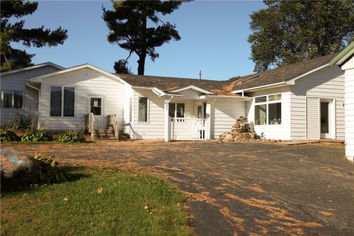 10356 State Road 29, River Falls, WI, 54022-4040 | Card Image